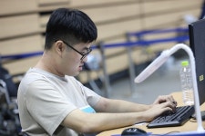 장애 편견 깬 기능대회 선수들…중요한건 포기하지 않는 마음