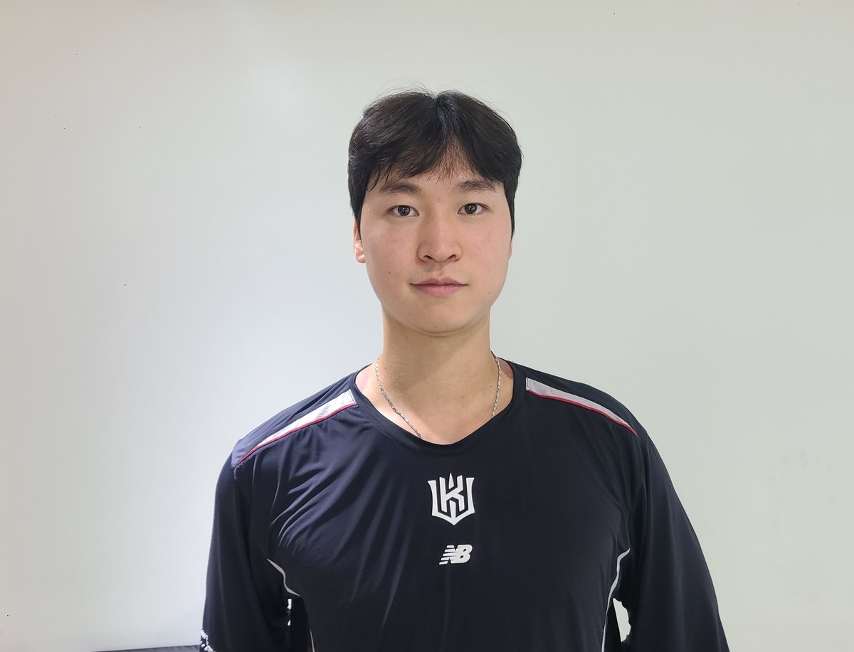 한화 선발 엄상백, 4피홈런 허용하며 아쉬운 경기 종료