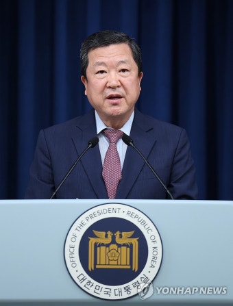 박춘섭 대통령실 경제수석, 대통령 체코 방문 브리핑