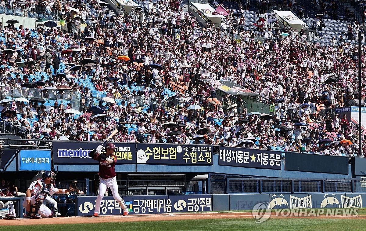 한국 프로야구 리그, 2연속 천만 관중 돌파 성공적인 흥행세를 이어가며