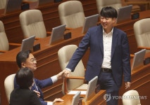 본회의 참석한 이준석 의원