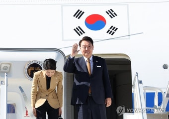 윤석열 대통령 부부, 체코 방문 마치고 귀국길