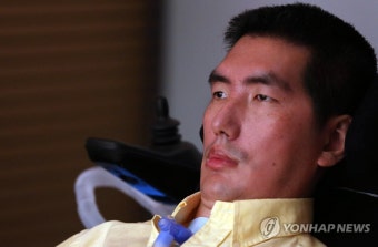 23년간 루게릭병 투병한 승일희망재단 박승일 공동대표 별세