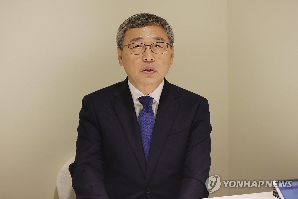 서울교육감 보궐선거, 보수 후보 조전혁 vs 진보 후보 정근식 - 양측의 열정적 대결!