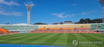 강릉시, 강원FC 우수한 성적에 폭발적 관중 증가로 잇단 수상