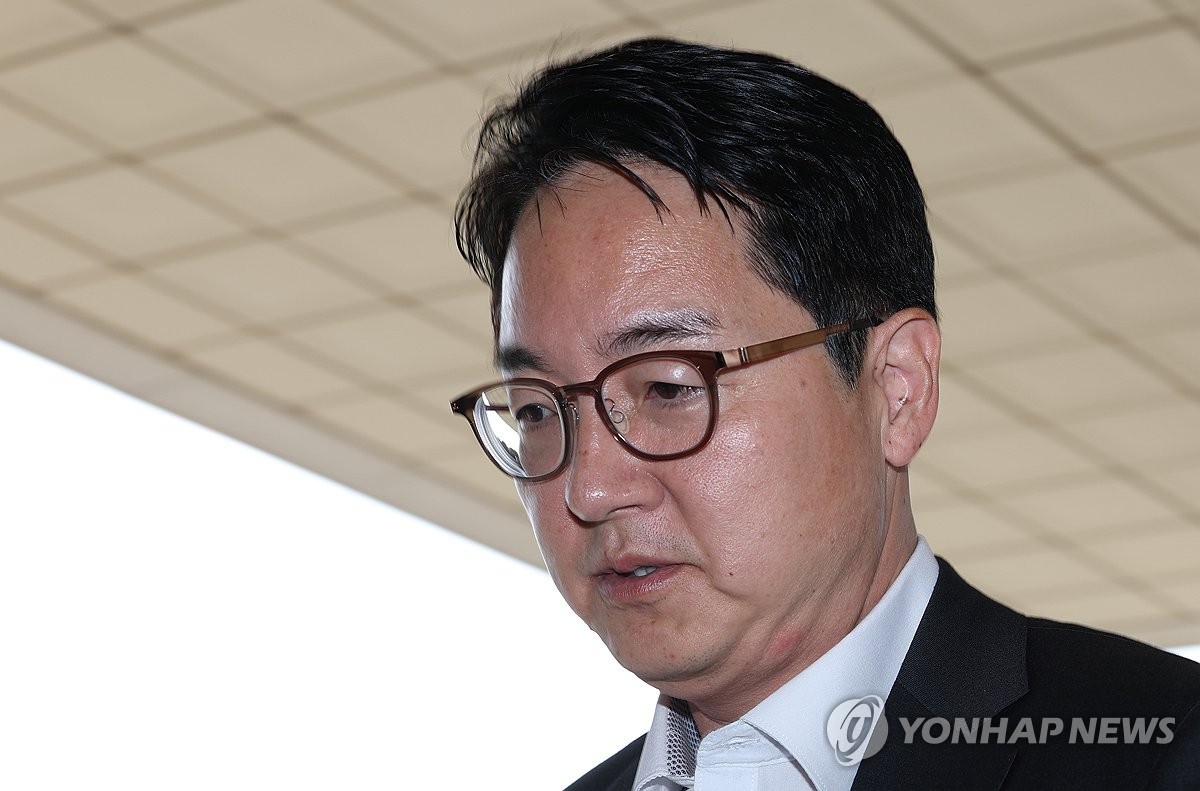 검찰총장과 민정수석 간의 비화폰 통화 논란, 수사선상에 오를 가능성 주목