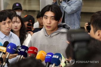 시즌 마치고 귀국한 이정후