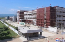 평우종합건설(주) | 김정은, 평북도 지방공업공장건설장 방문