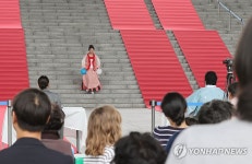 국중박에서 열린 전시품 코스프레