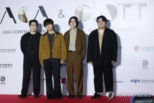 글로벌 OTT 어워즈 참석한 너드커넥션