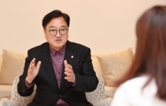 우의장 중앙亞 경제영토 확장…기후위기 대응 우리 국회가 주도
