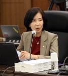 질의하는 최수진 의원
