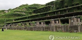 사도광산 추도식, 한국 불참에 반쪽된 기념식 개최
