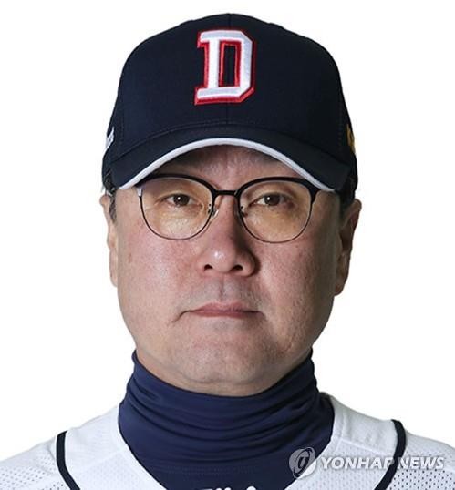 롯데, 두산 출신 김상진 투수 코치 영입… 향후 팀 발전에 큰 기대 (79자)