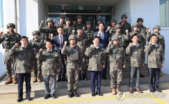 17사단 3경비단 방문한 이재명 대표