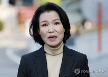 탄핵심사 관련 입장 밝히는 이진숙 방통위원장