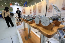 운동 기구도 아름답게