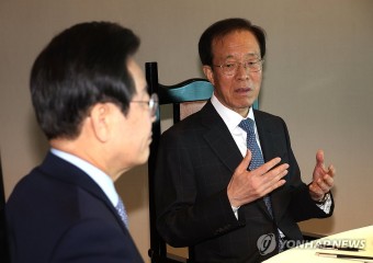 이석연 전 법제처장 만난 이재명 대표