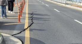 구미 광평고가교 시민운동장 방향 진입로 균열…차량 우회조치