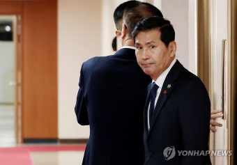 김선호 국방장관 직무대행, 국무위원 간담회 참석