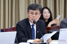 안도걸 국회의원 선거법 위반 재판 출석 '혐의 부인'