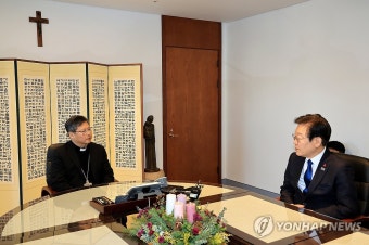 이재명 대표, 정순택 대주교 예방