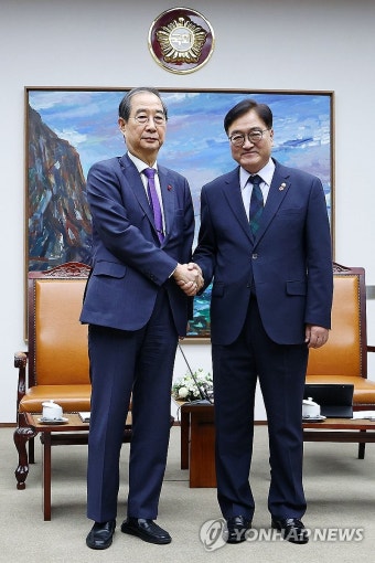 한덕수 권한대행, 우원식 국회의장 예방