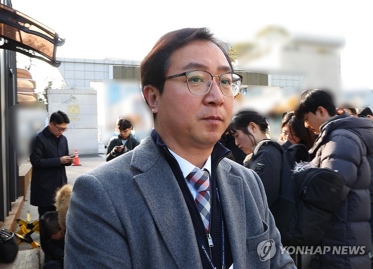 공조본, 윤석열 대통령 출석요구서 관저서 전달 실패