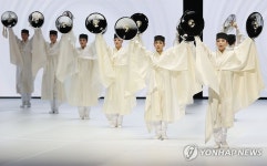 4계절 테마의 한국무용 향연