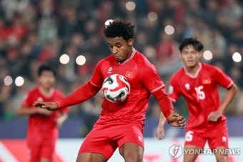 김상식의 베트남, 미얀마에 5-0 대승…미쓰비시컵 4강 진출