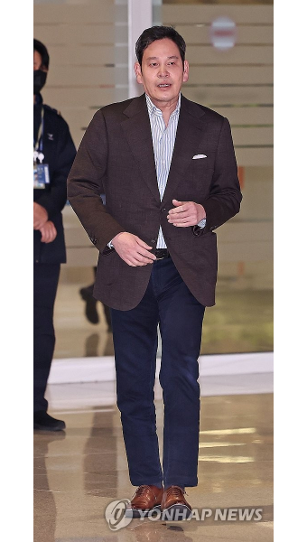 귀국한 정용진 신세계그룹 회장