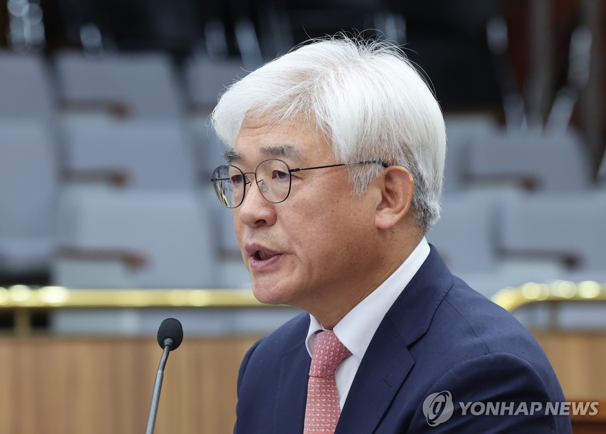 국내 정치권, 최상목 대통령 권한대행의 마은혁 헌법재판관 후보자 임명 논란 지속 중
