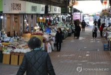 코로나19 팬데믹 후 최대 폭으로 악화한 소비심리