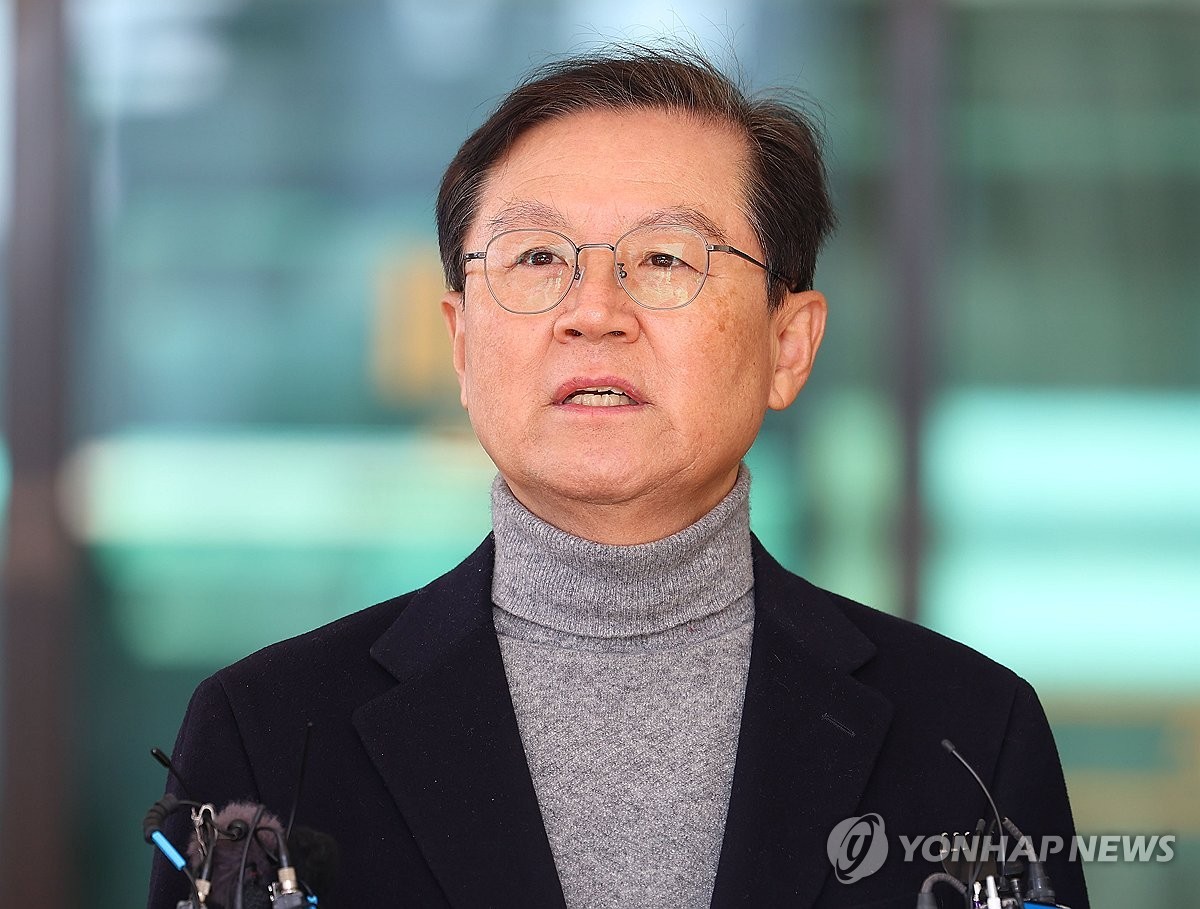 윤갑근 변호사, 윤석열 대통령 대변 확고히 강조하는 기자간담회