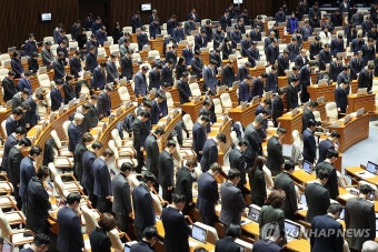 제주항공 참사 희생자 6명 인도 완료…모든 유가족에게 평화로운 푹신 손길