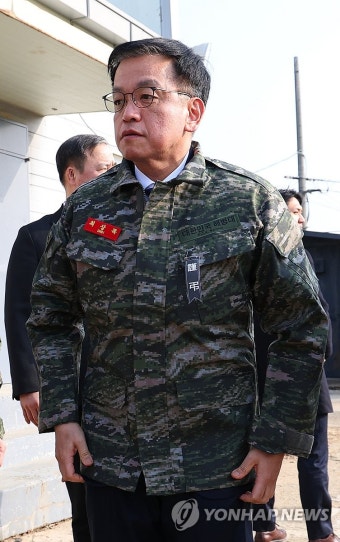 최상목 권한대행, 새해 첫날 해병대 2사단 방문