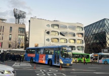 尹체포영장 집행시도 이어 관저 인근 대규모 집회…퇴근길 혼잡