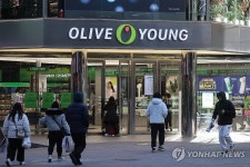 CJ올리브영서 연매출 100억원 돌파 브랜드 100개…11년새 50배