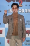 포즈 취하는 정준호