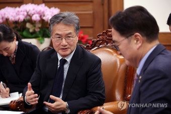 우원식 국회의장, 조셉 윤 주한미국대사대리 접견