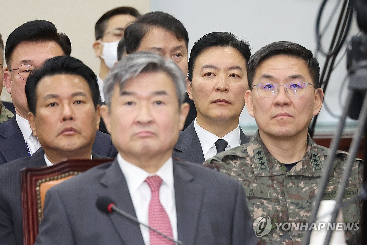 이진우 전 수도방위사령관, 윤석열 대통령 탄핵 심판에 증인 출석 계엄선포 적법하다 주장