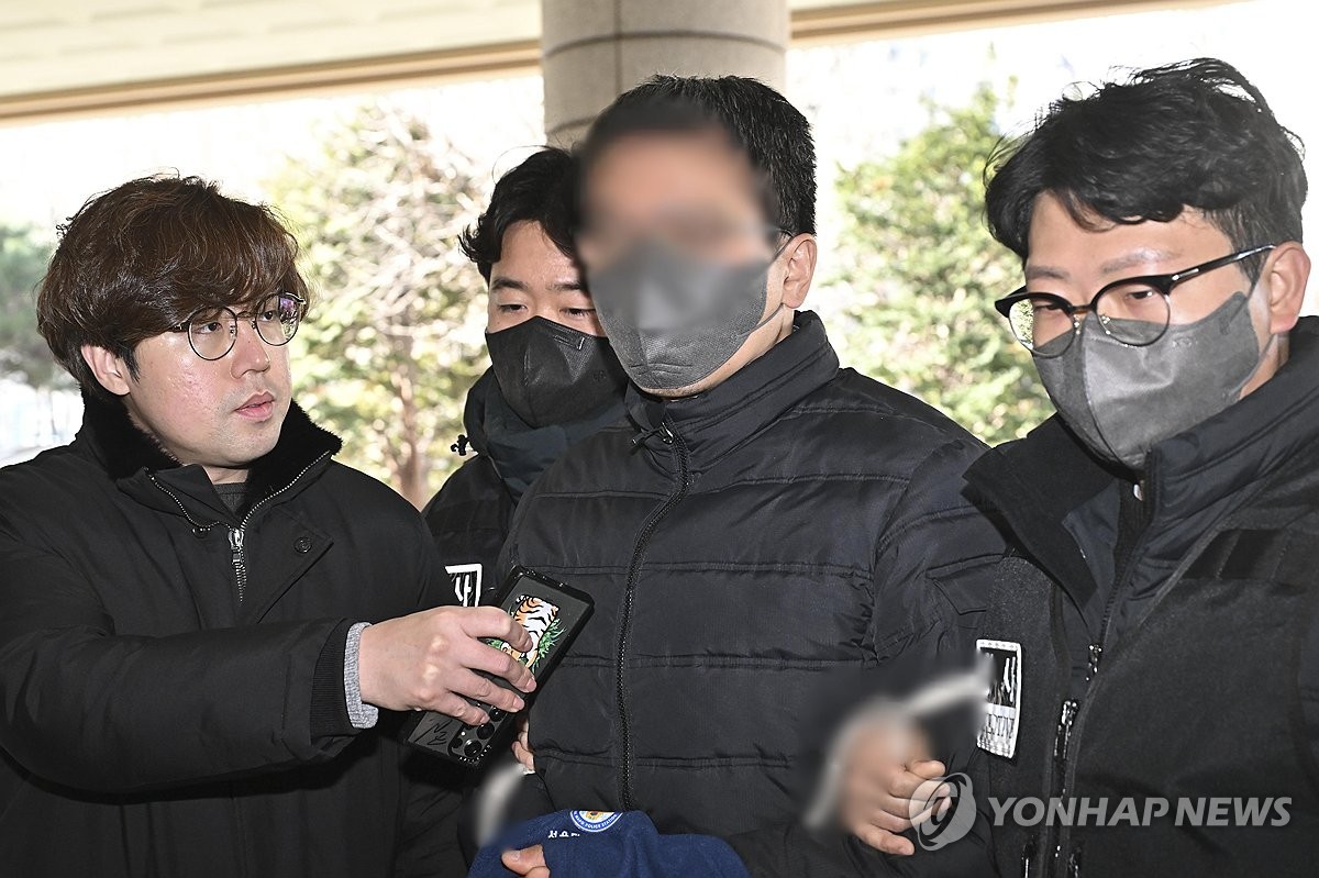 서부지법 난입사태, 전 목사와 사랑제일교회 압수수색 및 관련 의혹 확인