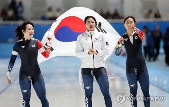 여자 팀 스프린트 금메달 획득!