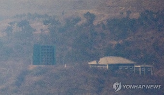 오전부터 대남 방송 틀어대는 북한