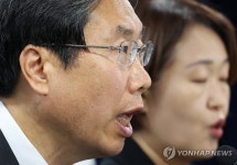 브리핑하는 최장혁 개인정보보호위원회 부위원장