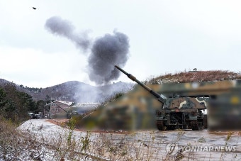 서북도서부대 해상사격훈련…K9 자주포 250여발 발사