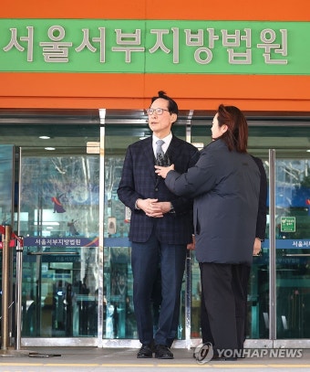 '허위서명 강요' 1심 무죄 선고받은 송영무 전 국방장관