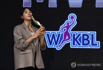 김단비, 8관왕 등극