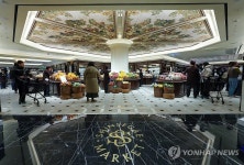 고급 식재료 판매점으로 거듭난 신세계 백화점 식품관 신세계 마켓