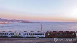 바다열차 멈춘 해안에 해변열차 달릴까…강릉시, 사업 추진